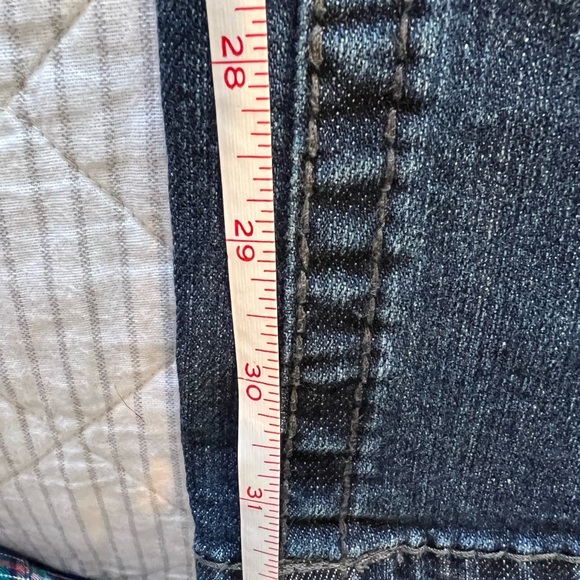 Kut from the Kloth women’s jeans 4 - Picture 8 of 8